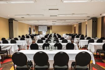 Salle Causeuse-Détente — Capacité maximale : 200 personnes