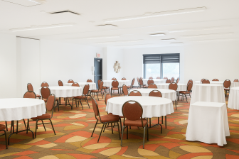 180 personnes maximum