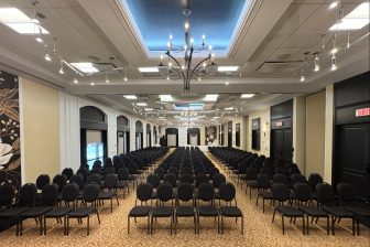 400 personnes maximum